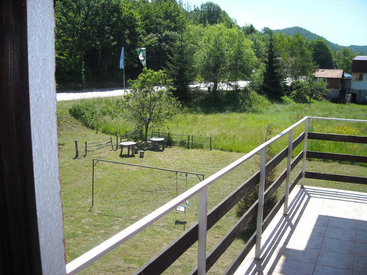 Motel Sretno Good Luck Trnovo Buitenkant foto
